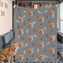 Load image into Gallery viewer, Custom Cat Face Blankets Personalized Cat Head Blankets Fleece Throw Cat Photo Blanket Christmas Gift