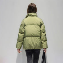 Load image into Gallery viewer, Women&#39;s Relaxed Puffer Jacket 90% White Goose Down Coat