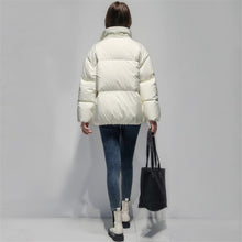 Load image into Gallery viewer, Women&#39;s Relaxed Puffer Jacket 90% White Goose Down Coat