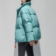 Load image into Gallery viewer, Women&#39;s Relaxed Puffer Jacket 90% White Goose Down Coat