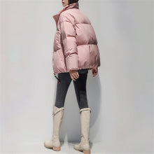 Load image into Gallery viewer, Women&#39;s Relaxed Puffer Jacket 90% White Goose Down Coat