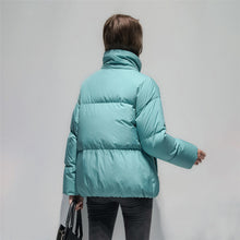 Load image into Gallery viewer, Women&#39;s Relaxed Puffer Jacket 90% White Goose Down Coat