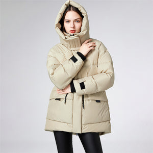 Women's Cozy Thicken Hooded Puffer Jacket 90% White Duck Down Coat with Belt