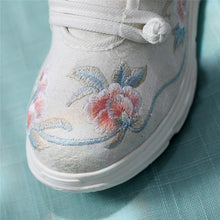 Load image into Gallery viewer, ACE SHOCK Women&#39;s Fashion Sneakers Embroidered Slip on Old Beijing Style Shoes